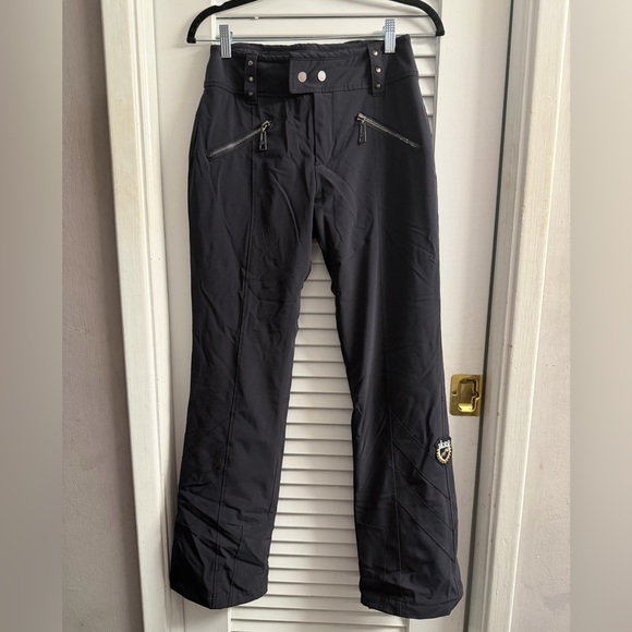 Skea Pants - SKEA women’s size 4 ski/Snow pants excellent condition like new EUC